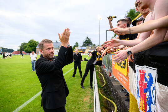 Head coach Pål Arne Johansen of Häcken celebrates