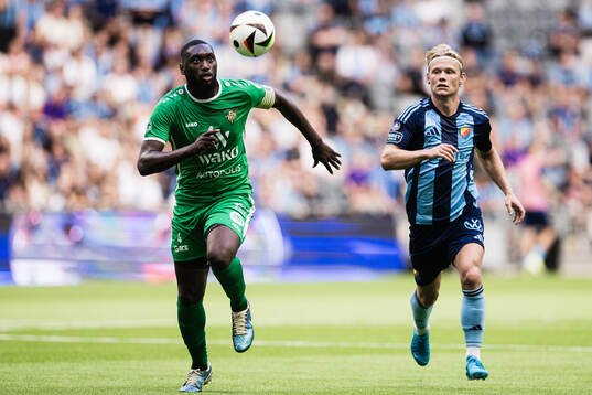 Hamadou Karamoko of Progres Niederkorn och Tobias Gulliksen