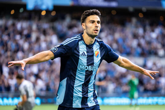 Deniz Hummet of Djurgården celebrates