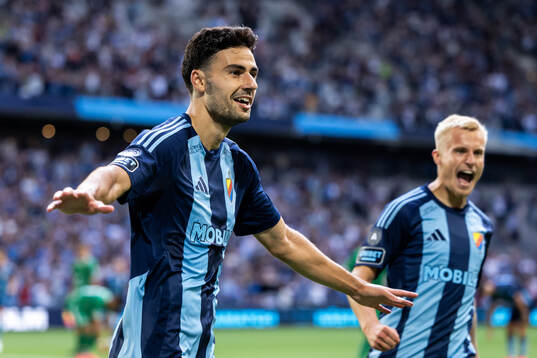 Deniz Hummet of Djurgården celebrates