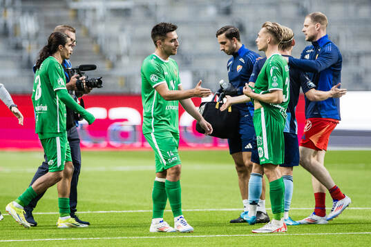 Players of Progres Niederkorn looks dejected