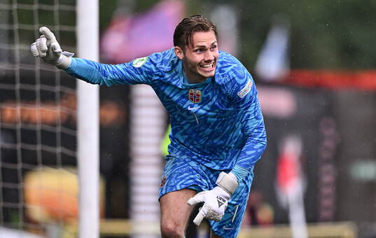 Norway goalkeeper Martin Børsheim celebrates