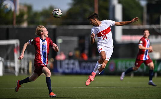Hasan Berat Kayah of Turkiye in action against Sondre