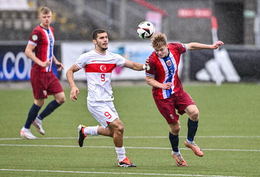 Rasmus Holten of Norway in action against Poyraz Yildirim