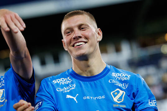 Halmstads Birnir Ingason jublar