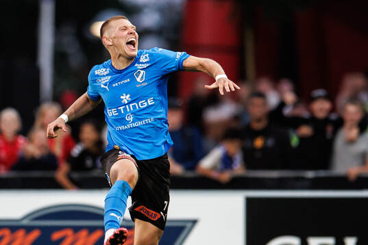 Halmstads Birnir Ingason jublar