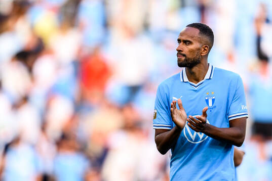 Malmö FFs Isaac Kiese Thelin deppar
