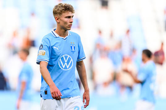 Malmö FFs Hugo Bolin deppar