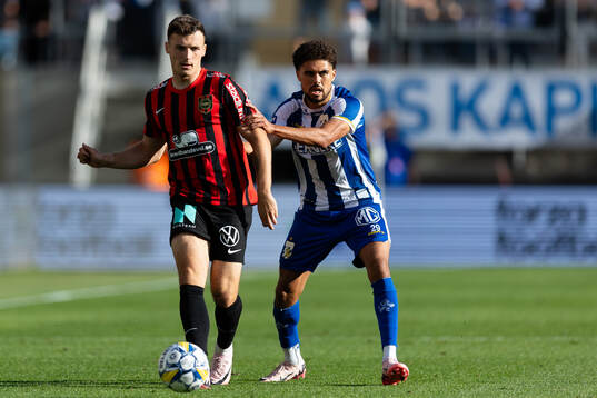 Brommapojkarnas Adam Skanning Jakobsen och IFK Göteborgs