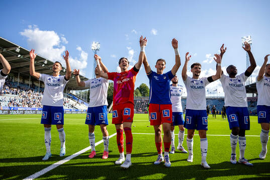 IFK Norrköpings spelare jublar