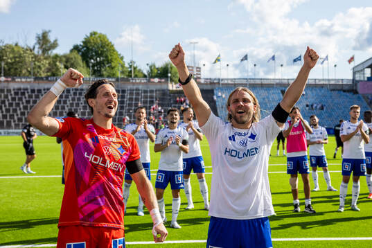 IFK Norrköpings målvakt David Mitov Nilsson och