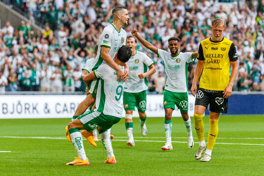 Hammarbys Oscar Johansson Schellhas jublar