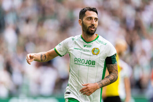 Hammarbys Nahir Besara jublar