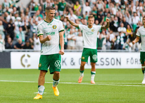 Hammarbys Oscar Johansson Schellhas jublar