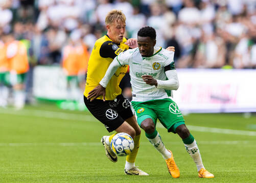 Mjällbys Herman Johansson och Hammarbys Shaquille Pinas