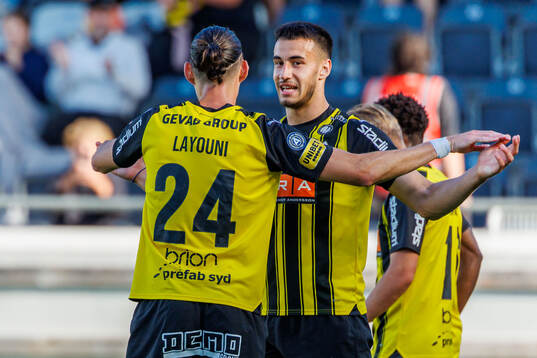 Häckens Srdjan Hrstic jublar