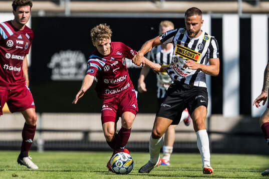 Gefles Henrik Bellman och Landskronas Filip Sachpekidis