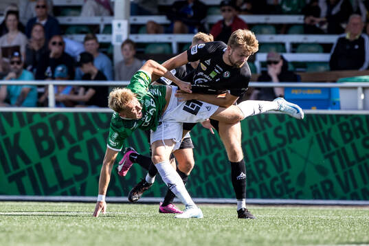 Brages Henry Sletsjøe och Örebros Niclas Bergmark
