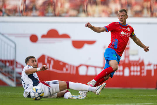 Och Östers Ivan Kricak och Helsingborgs Dennis Olsson