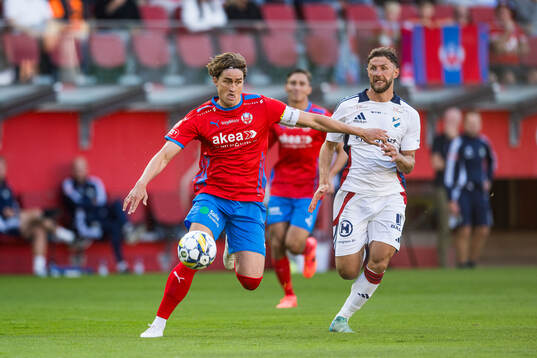 Helsingborgs Thomas Pauck Rogne och Östers Alibek Aliev