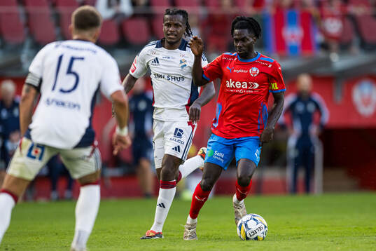 Östers Manasse Kusu och Helsingborgs Benjamin Acquah