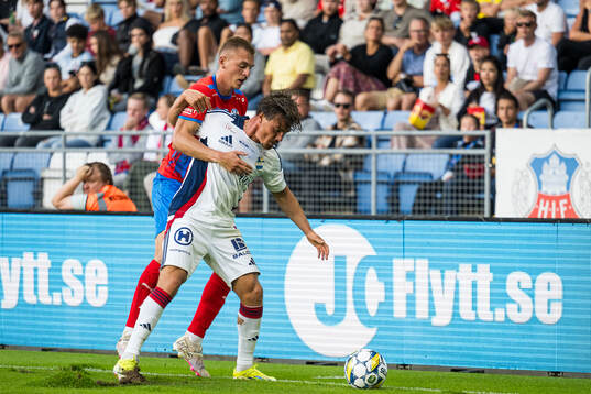 Helsingborgs Dennis Olsson och Östers Tatu Varmanen
