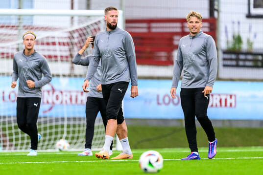 Pontus Jansson and Jens Stryger Larsen of Malmö FF
