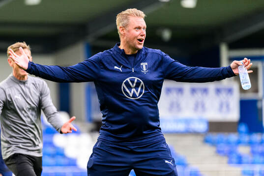 Physiotherapist Jesper Robertsson of Malmö FF