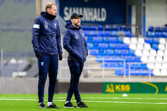 Assistant coach Ola Toivonen and head coach Henrik Rydström