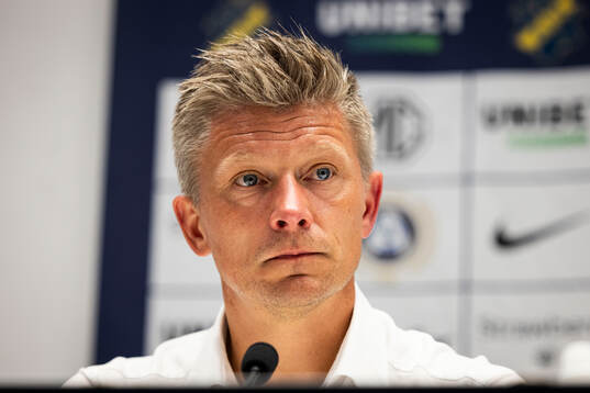 AIKs tränare Mikkjal Thomassen