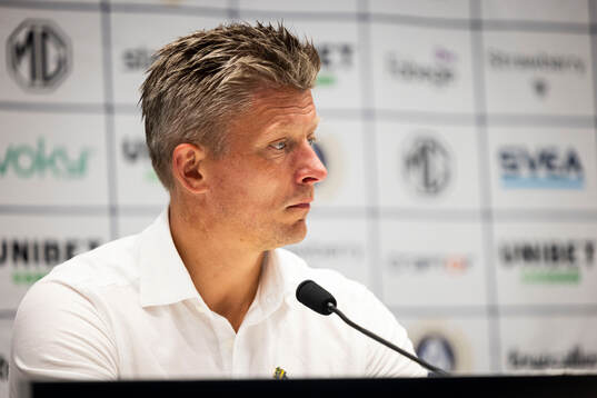 AIKs tränare Mikkjal Thomassen