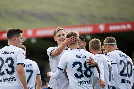 Søren Rieks and Hugo Bolin of Malmö FF celebrate the 1-1