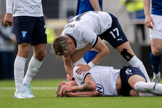 Søren Rieks of Malmö FF in pain