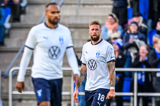 Pontus Jansson of Malmö FF looks dejected