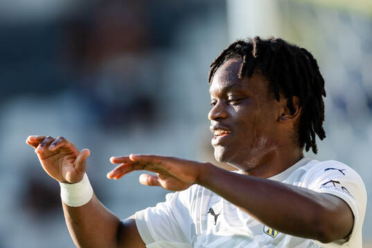 Jeremy Agbonifo of Häcken celebrates the 1-1 goal