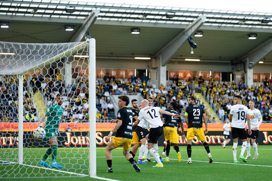Johan Hammar of Häcken scores 6-1 with a header