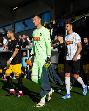 Goalkeeper Andreas Linde and Johan Hammar