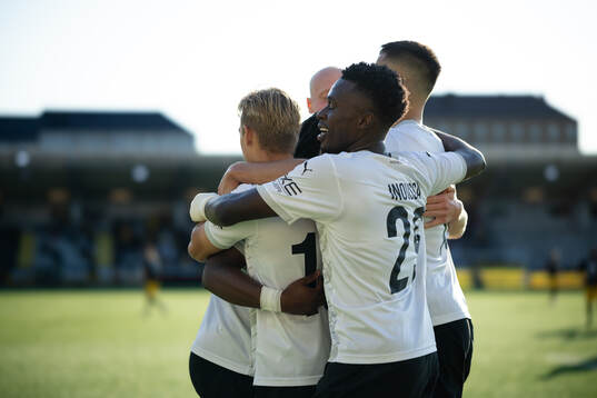 Jeremy Agbonifo of Häcken celebrates the 2-1 goal with