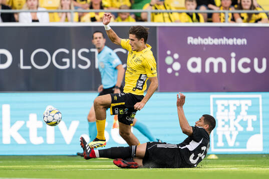 Besfort Zeneli of Elfsborg and Matheus Lins of Sheriff