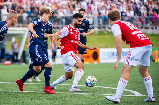 Gefles Henrik Bellman och Sandvikens Amin Al-Hamawi
