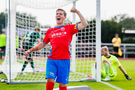 Helsingborgs Taylor Silverholt jublar