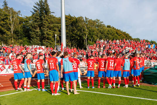 Helsingborgs spelare tackar publiken