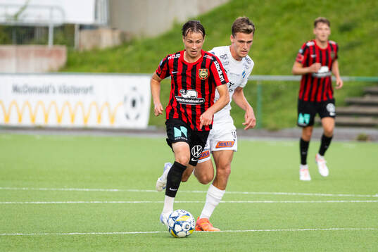 Brommapojkarnas Alex Timossi Andersson och Halmstads