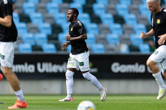 GAIS Richard Emeka Friday innan fotbollsmatchen i