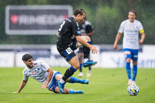 Bläddra bland fler bilder av Fotboll, Allsvenskan, Värnamo - Sirius