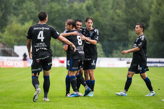 Sirius Joakim Persson jublar