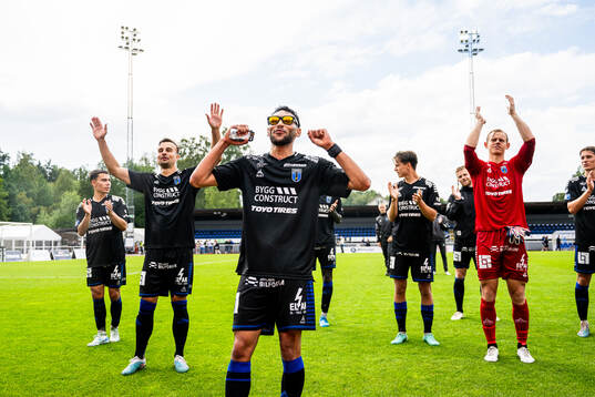 Sirius Joakim Persson jublar