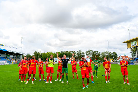 Landskrona spelare jublar