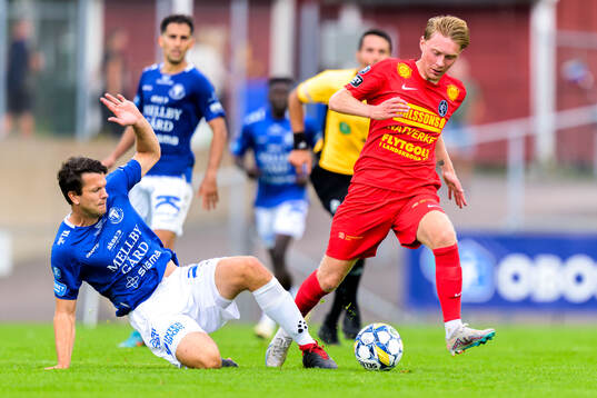 Trelleborgs Viktor Christiansson och Landskronas Adam Egnell