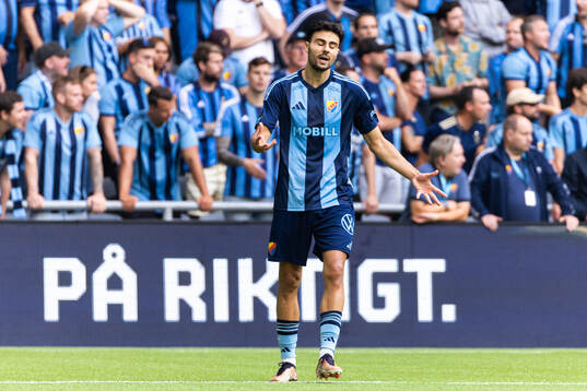 Djurgårdens Deniz Hummet  deppar